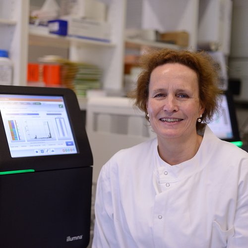 Photo of Kathy Pritchard-Jones in lab