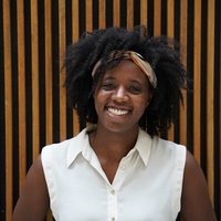 A photo of Dr Vanessa Lowe
